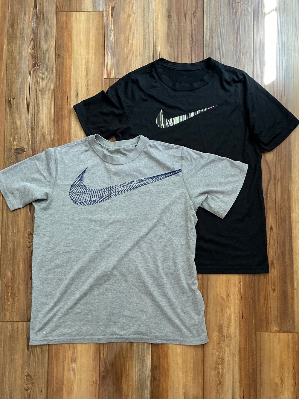Nike Black & Gray Short Sleeve Graphic Swoosh Tees